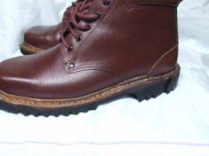 Bocanci militari - Vanatori de munte foto