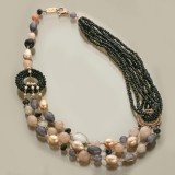 Colier dama argint 925 placat aur roz, cu agat negru, cuarț fumuriu și perle naturale de cultura. Lungime 58cm. Bijuterie italiana handmade