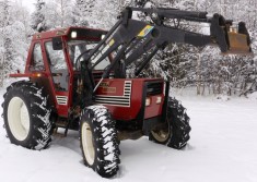 Tractor Fiat 780 DT