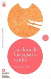 La Chica de los Zapatos Verdes [With CD (Audio)]