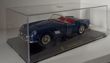 Macheta Ferrari 250 California Convertible 1958 albastru - Bburago/ Altaya 1/24