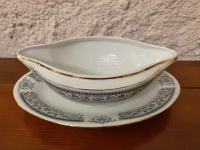 SOSIERA DIN PORTELAN FIN MADE IN CHINA L22,5CM foto