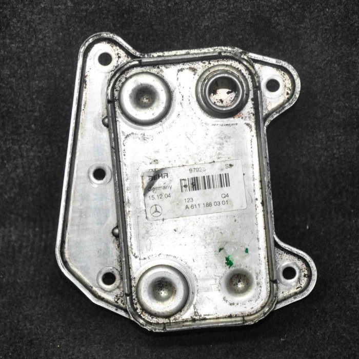 Răcitor de ulei MERCEDES-BENZ E W211 2004 OEM: A6111880301