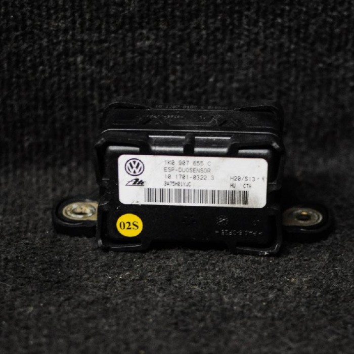 Senzor de accelerație VW TOURAN 1T1, 1T2 2006 OEM: 1K0907655C 2071297