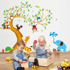 Sticker perete copii - Copac cu elefant stropitor foto