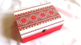 cutie de lemn cu motiv traditional cu despartitoare 32264