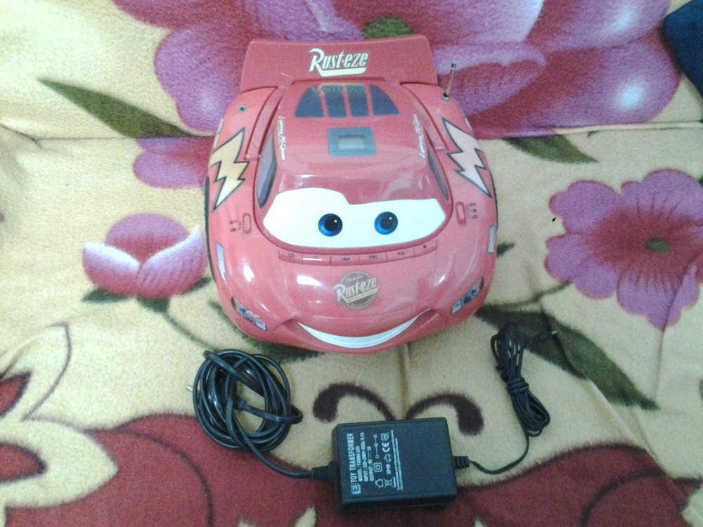 Disney Pixar Cars Lightning McQueen CD Player cu Radio arhiva