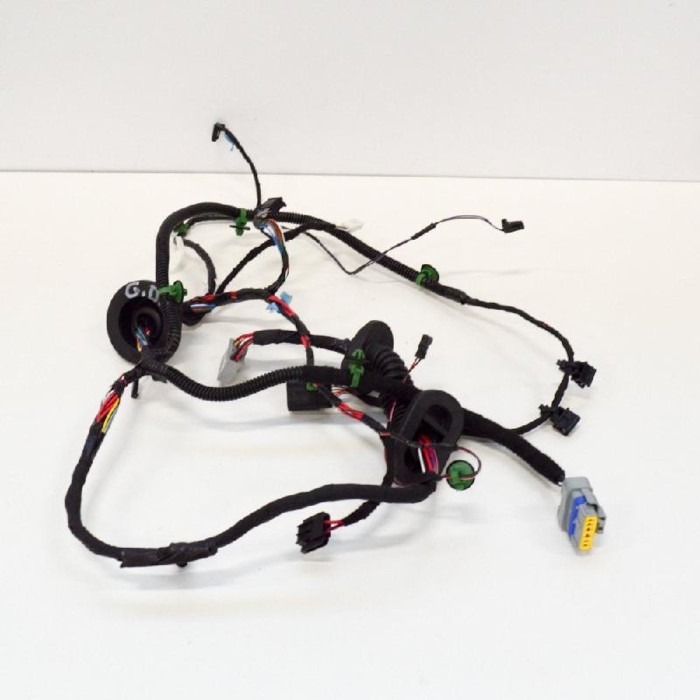 Cablaj ușă dreapta spate TESLA MODEL S 2018 OEM: 6588K1-20 10643728