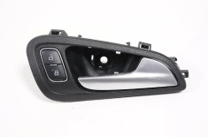 Cadru m&acirc;ner interior ușă dreapta față FORD FOCUS III 2016 OEM: F1EB-A22600-CAW 3212002