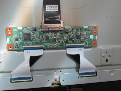 T-con INNOLUX perfect functional, recuperat dintr-un tv led Panasonic TX-58GXW804 functional foto