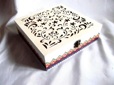 cutie lemn cu model floral traditional 45227 foto