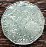 (A591) MONEDA DIN ARGINT AUSTRIA - 5 EURO 2004, 100 ANI FOTBAL, PILITA, Europa