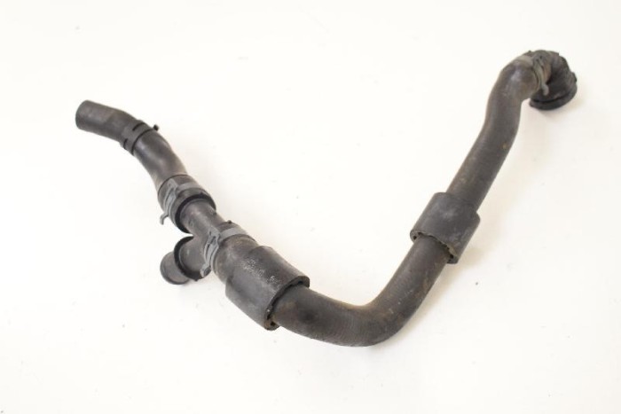 Furtun de lichid de răcire VW PASSAT B7 362 2012 OEM: 1K0121087Q | 10659456