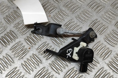 Senzor de nivel &amp;icirc;nălțime st&amp;acirc;nga față HONDA CIVIC X Hatchback FC_, FK 2021 OEM: 51820-TGH-A01 | 27185505 foto