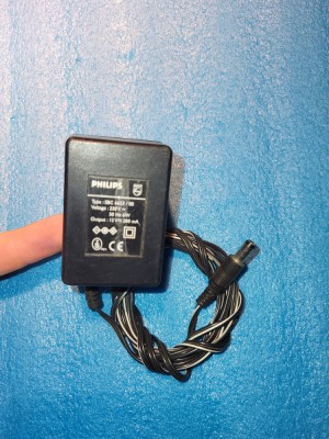 alimentator PHILIPS SBC 6653 \ 00 - 12 volti - 200 mA foto