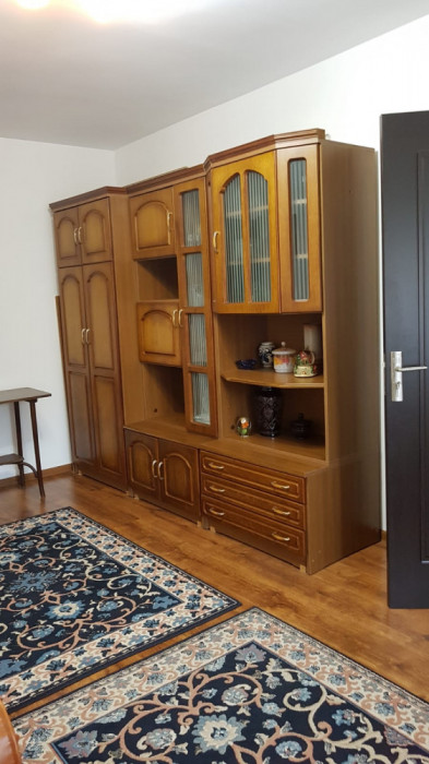 Vand Apartament 2 camere Turda