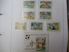 Serie bloc timbre fotbal sport Campionatul Mondial de Foltbal din Italia 1990 foto