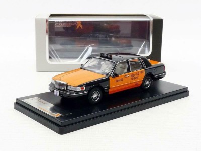 Macheta Lincoln Town Car - 1996 - PREMIUM X scara 1:43 foto