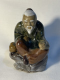 Sculptura in ceramica infatisand un pescar, sfarsit de secol 20, China
