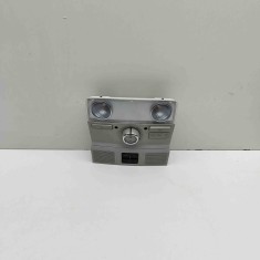 Iluminare interioară VW PASSAT Variant B7 365 2012 OEM: 3AA035824,3C0035711A,1K0947105AT 31045486