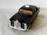 bnk jc Gama Mini-mod Mercedes 220S