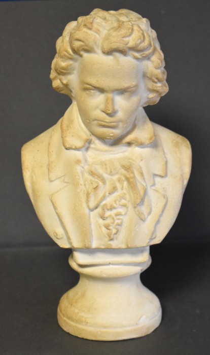 Bust din ipsos Ludwig van Beethoven - compozitor german