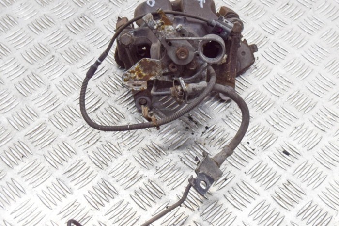 Etrier de fr&acirc;nă dreapta spate VW PHAETON 3D_ 2003 12252635
