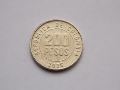 200 PESOS 2006 COLUMBIA foto