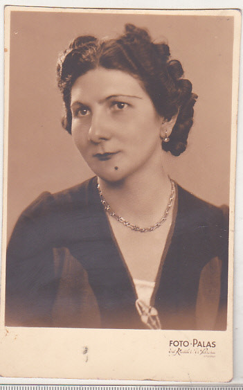 bnk foto Portret de femeie - Foto Palas Bucuresti 1943