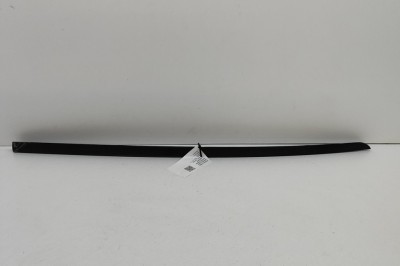 Ornament vertical parbriz dreapta KIA SPORTAGE V NQ5 2023 OEM: 86140-P1000 | 26329498 foto