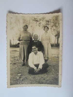 Mini fotografie colectie familie de tigani din anii 30 foto