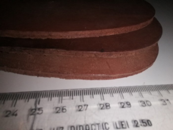 LOT FLECURI SI PINGELE PENTRU PANTOFI , DIN PIELE GROASA / TALPA DE TALPA