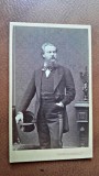 Fotografie tip CDV, barbat cu barba si mustata, perioada interbelica