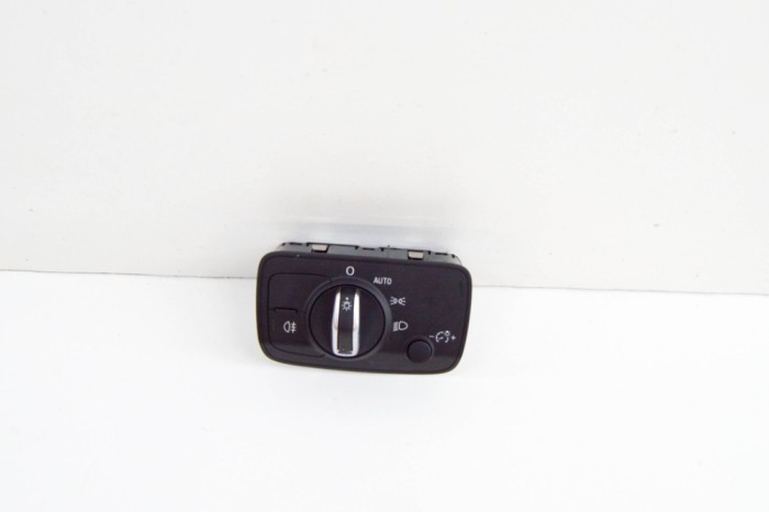 Modul de control comutator faruri AUDI Q2 GA 2022 OEM: 8V0941531BA 17838234
