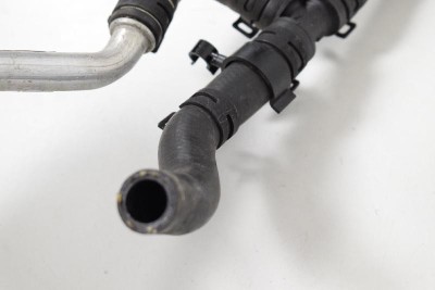 Furtun VW TOUAREG 7P5 2010 OEM: 057121163C 3361426 foto