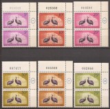 GUINEE FAUNA PASARI ( serie dantelata x 2 ) MNH, Nestampilat