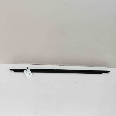 Chedar geam ușă dreapta spate BMW 3 Touring G21 2022 OEM: 7465182 foto