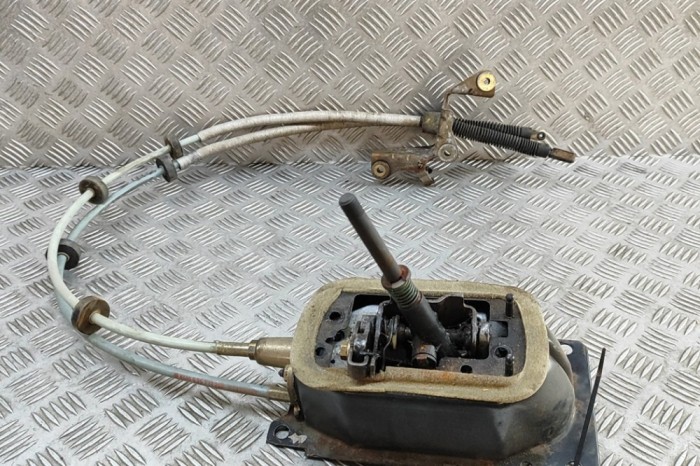Timonerie cutie de viteze VW CORRADO 53I 1994 OEM: Coupe | 30823709