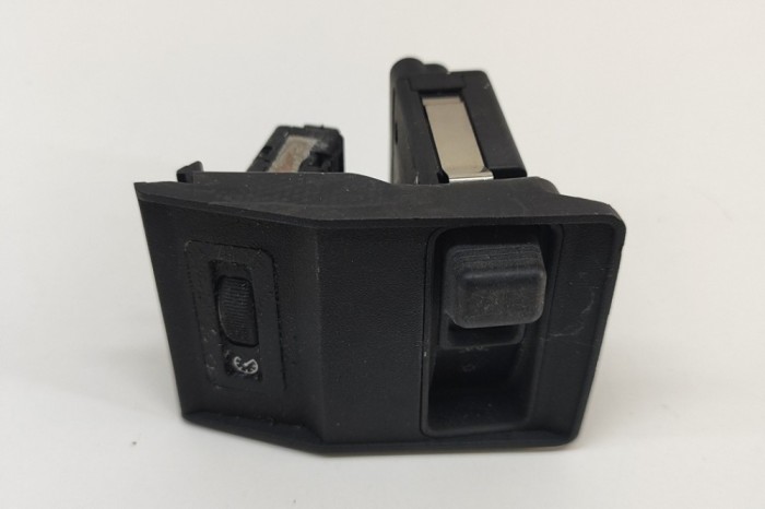 Comutator de reglare &icirc;nălțime faruri BMW 5 Touring E34 1992 OEM: 1391339 28498219