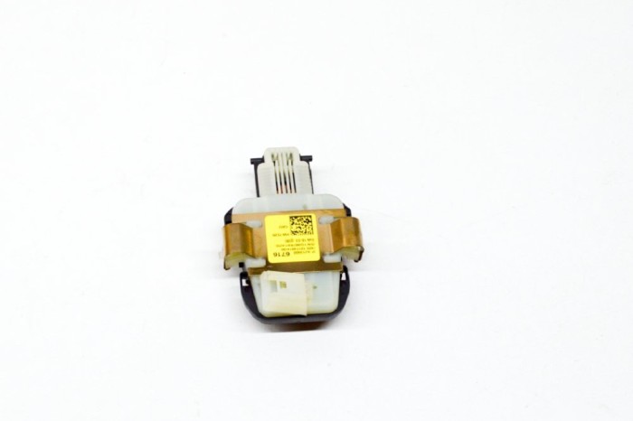 Senzor de ploaie MERCEDES-BENZ C Coupe C205 2018 OEM: A2139006716,10174874-00 11738525