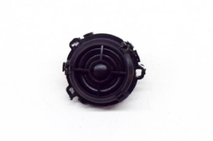 Difuzor ușă dreapta spate VW SCIROCCO 137, 138 2017 OEM: 1K8035412 11728955