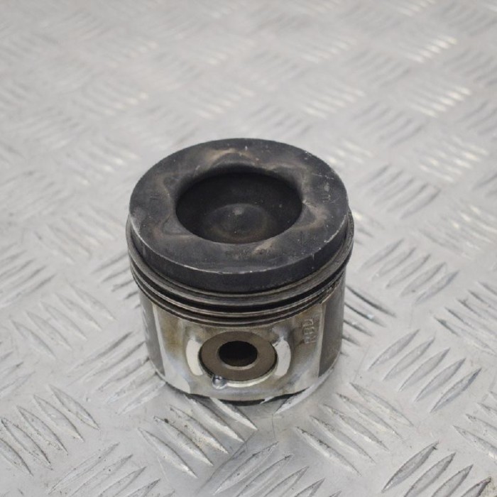 Piston HONDA CR-V III RE_ 2005 OEM: 13030-PPA-010 2706670