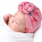 Caciulita roz tip turban cu imprimeu viu colorat (Marime Disponibila: 3-6 luni)