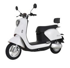 Scuter electric Yadea M6, far LED, acumulator Graphene 72 V, 26 Ah, autonomie 90 km, viteza maxima 45 km / h, capacitate maxima incarcare 150 kg, alb, foto