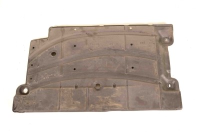 Scut motor dreapta spate TOYOTA PRIUS _W3_ 2011 OEM: 58167-47030 foto