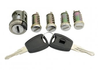 Kit butuci usi,contact cu chei Topautochei&amp;reg; pentru Fiat Doblo Punto etc foto