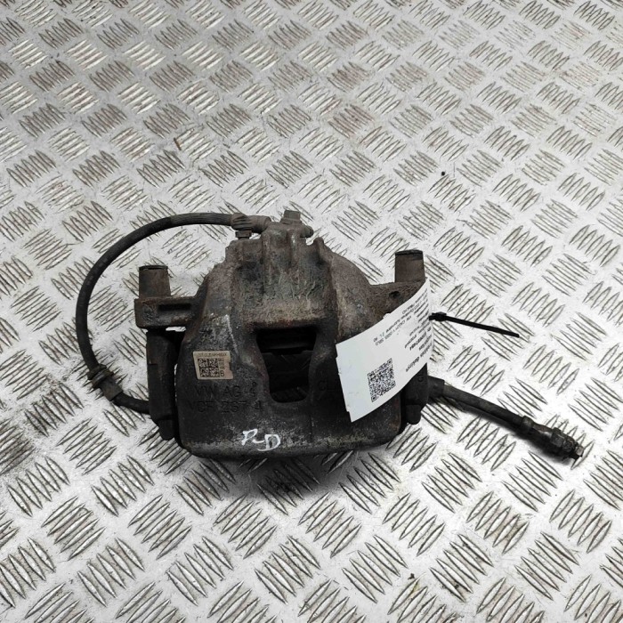 Etrier de fr&acirc;nă dreapta față VW CADDY V SBB, SBJ 2023 OEM: MPV | 30697484