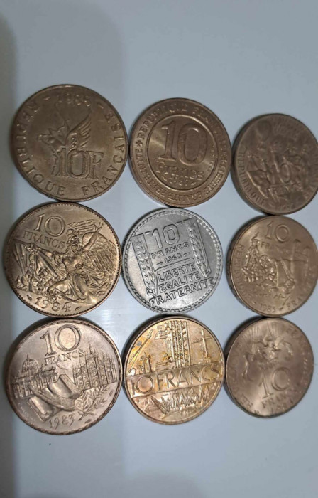 FRANTA lot NOUA MONEDE de 10 franci diferite