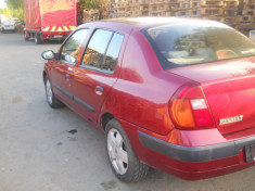 Dezmenbrez Renault clio 1.4 benzina, An 2002 foto