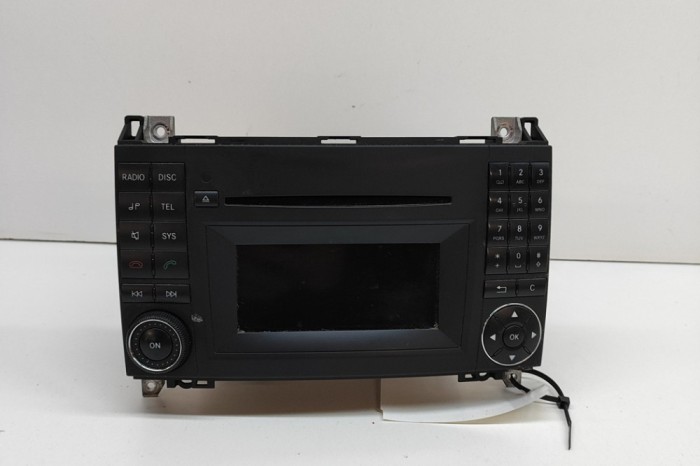 Unitate radio CD MERCEDES-BENZ SPRINTER 3,5-t Van 906 2012 OEM: A1699002000,A1694425460,A0024423960,A1694425260,A1694425660 22608145
